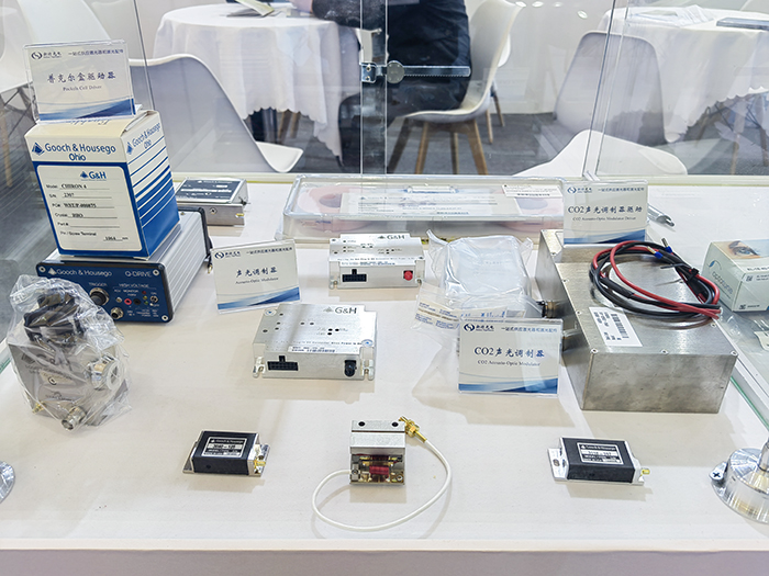 聲光器件及其驅動電源